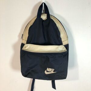 Rare Vintage Early-80’s NIKE Backpack in Navy and Cream